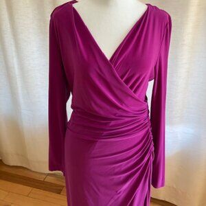 Tahari ASL Side Ruched Midi Pull-On Lined Dress in Berry, Size 8